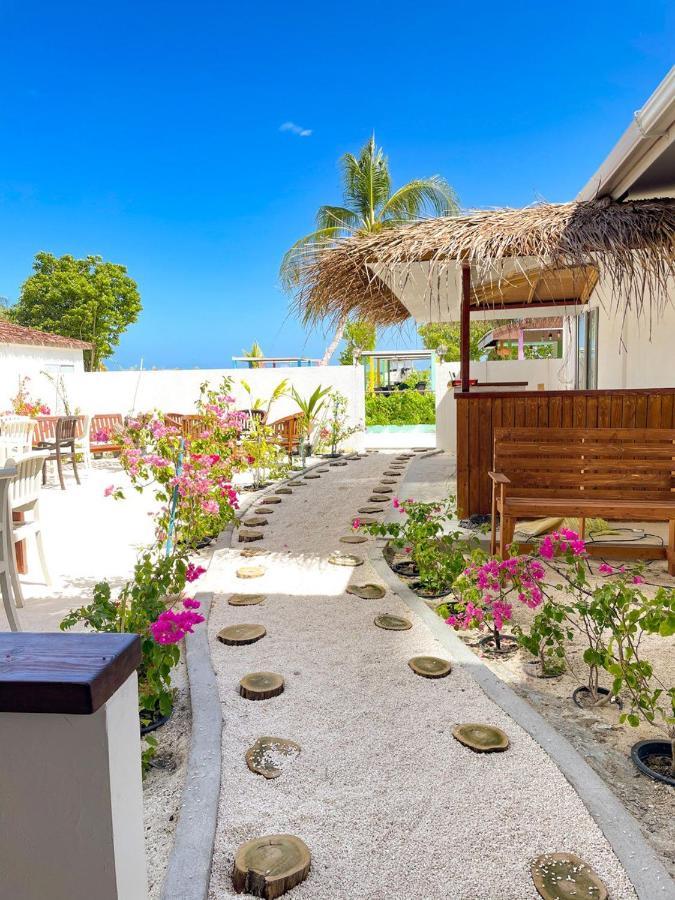 Fatims Beach House Maafushi Eksteriør bilde