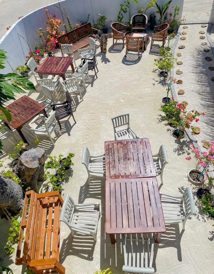 Fatims Beach House Maafushi Eksteriør bilde
